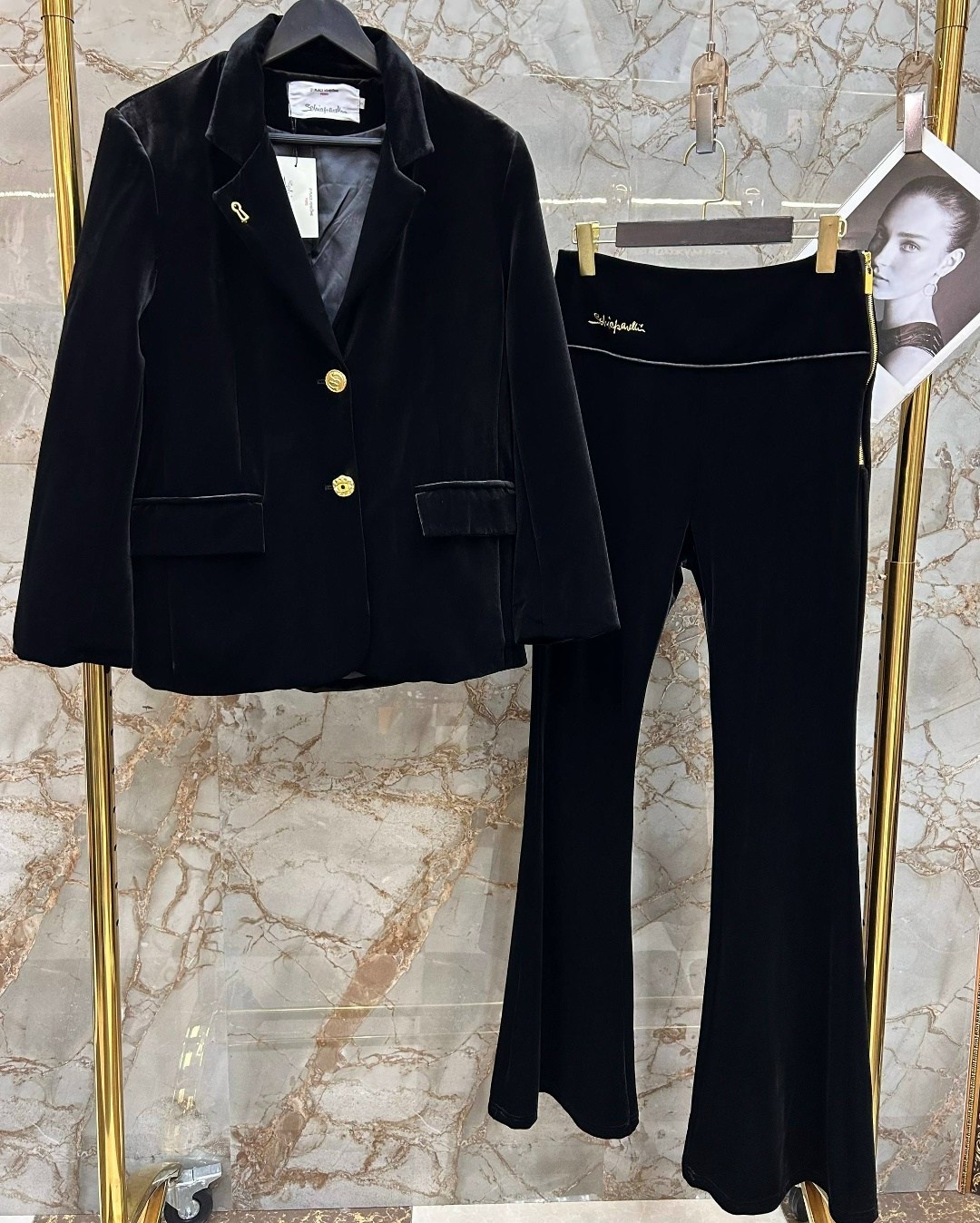 костюм брючный женский бархатный,женский бархатный костюм,пиджак бархатный женский,бархатный костюм,костюм женский