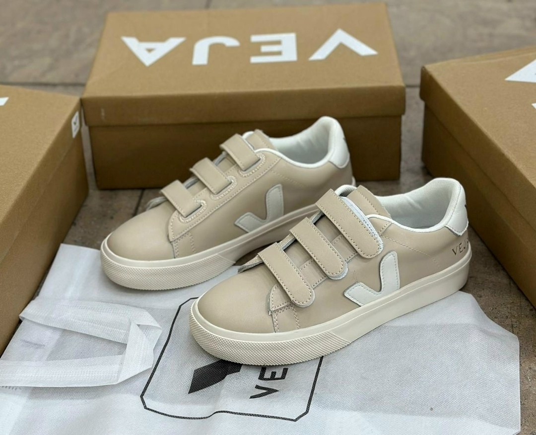 ,спортивная ,кроссовки veja,белые кроссовки,женские кроссовки