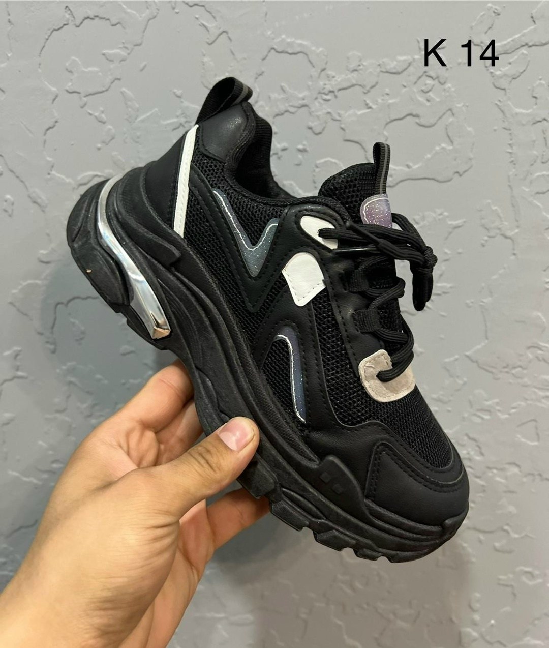 кроссовки женские,модные кроссовки,кроссовки для женщин, кроссовки,кроссовка