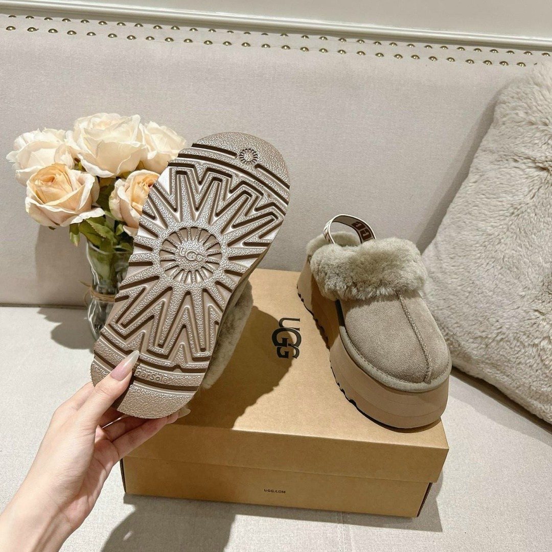 замшевые женские слиперы с мехом ugg funkette platform,сапоги ugg угги зимние с мехом из натуральной замши,угги женские ugg,угги женские,угги ugg
