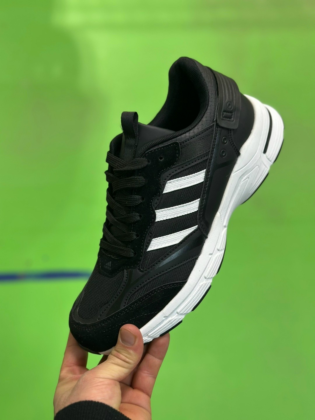 кроссовки adidas,кроссовки адидас зеленые мужские,мужские кроссовки adidas,адидас иники зеленые,кроссовки адидас зеленые