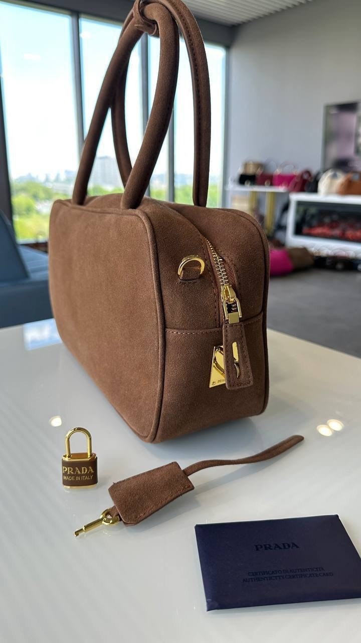 сумка женская prada,сумка прада,сумка prada,модная сумка,сумка женская лаковая