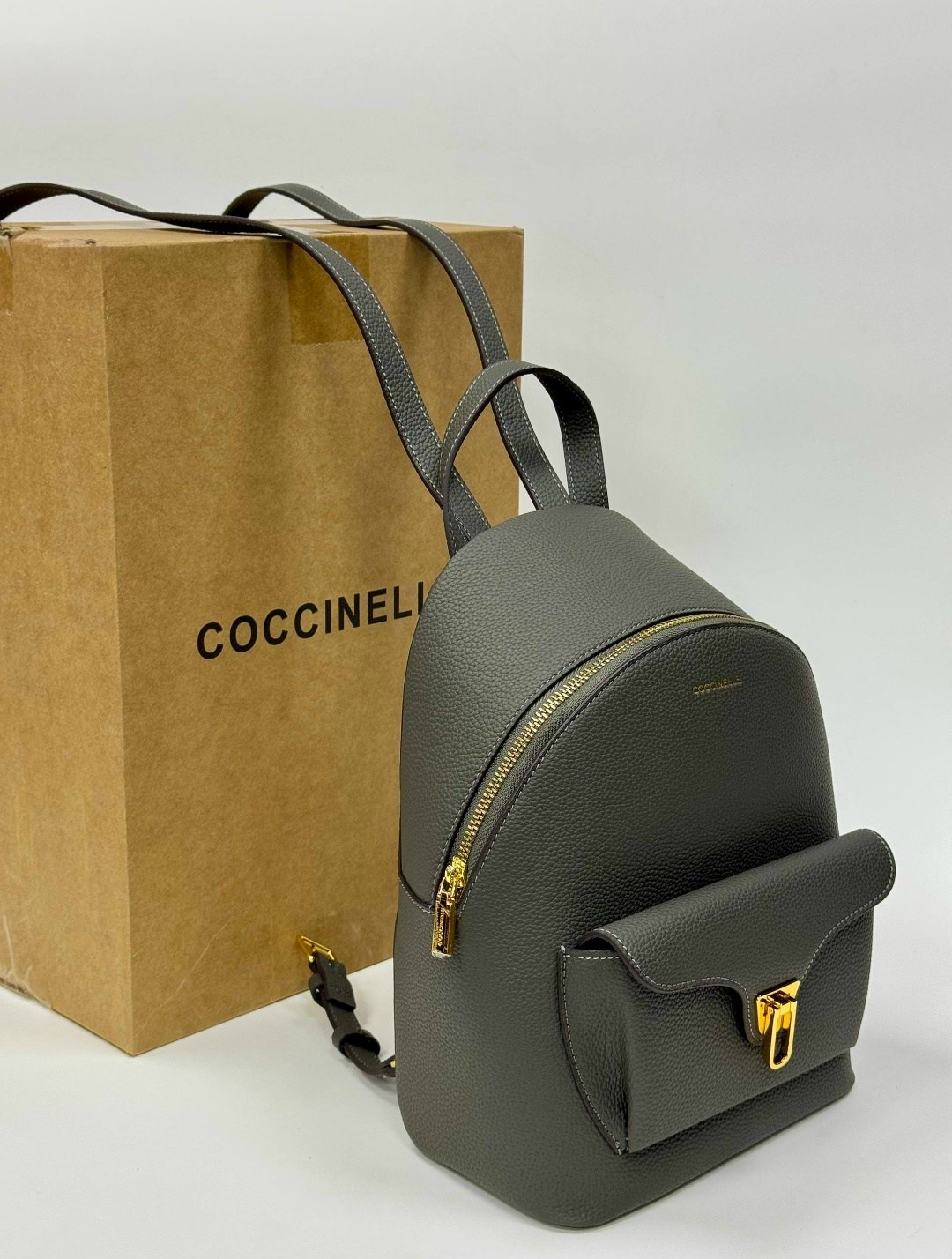 рюкзак coccinelle,женские рюкзаки,рюкзак,рюкзак кожаный,coccinelle кожаный рюкзак