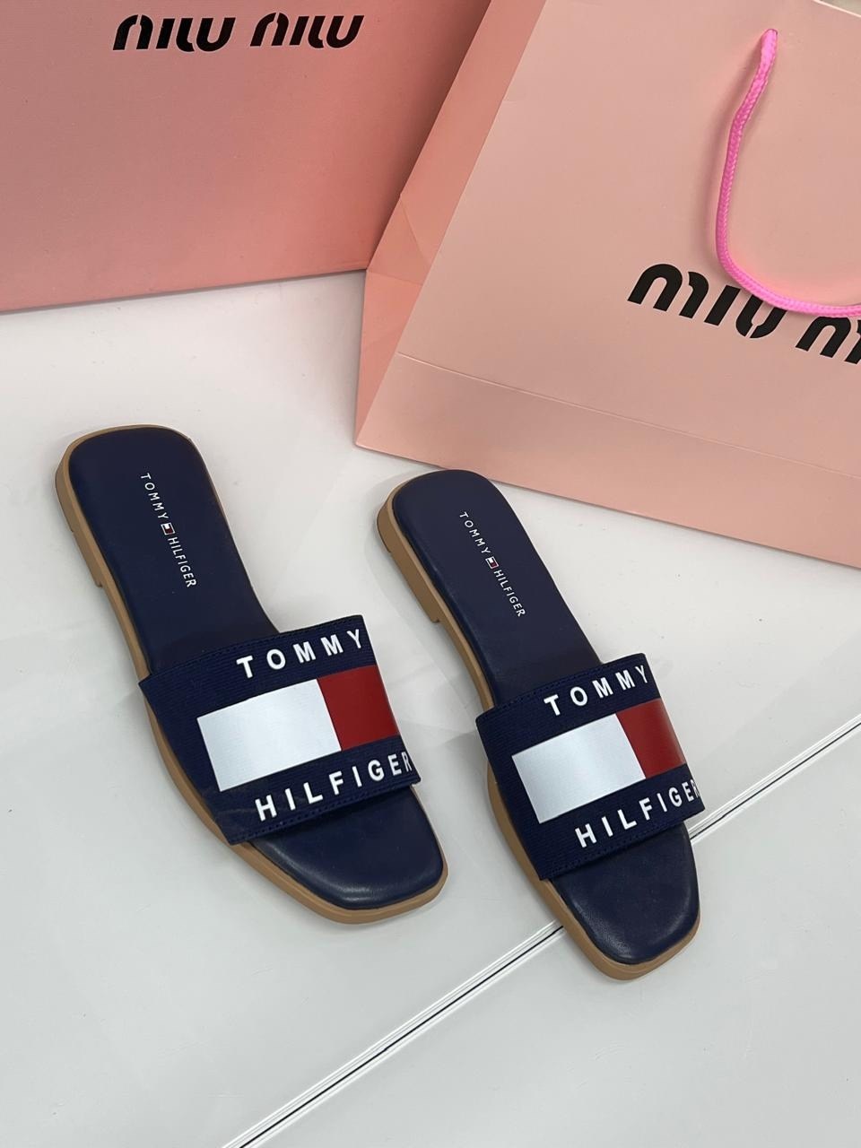 шлепанцы томми хилфигер,сланцы томми хилфигер мужские,тапочки томми хилфигер,шлепки томми хилфигер,шлепанцы tommy hilfiger