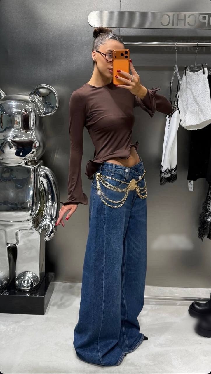 джинсы модные,женские джинсы широкие,джинсы с цепочкой,женские джинсы,джинсы стильные