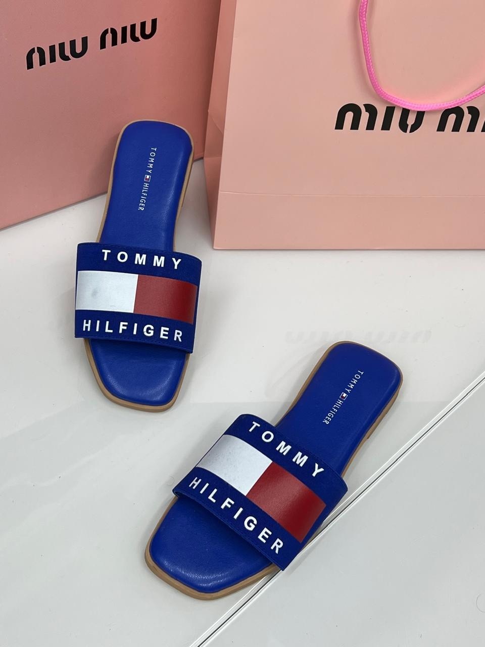 тапочки томми хилфигер,шлепанцы tommy hilfiger,тапки томми хилфигер,сланцы томми хилфигер мужские,тапки томми хилфигер мужские