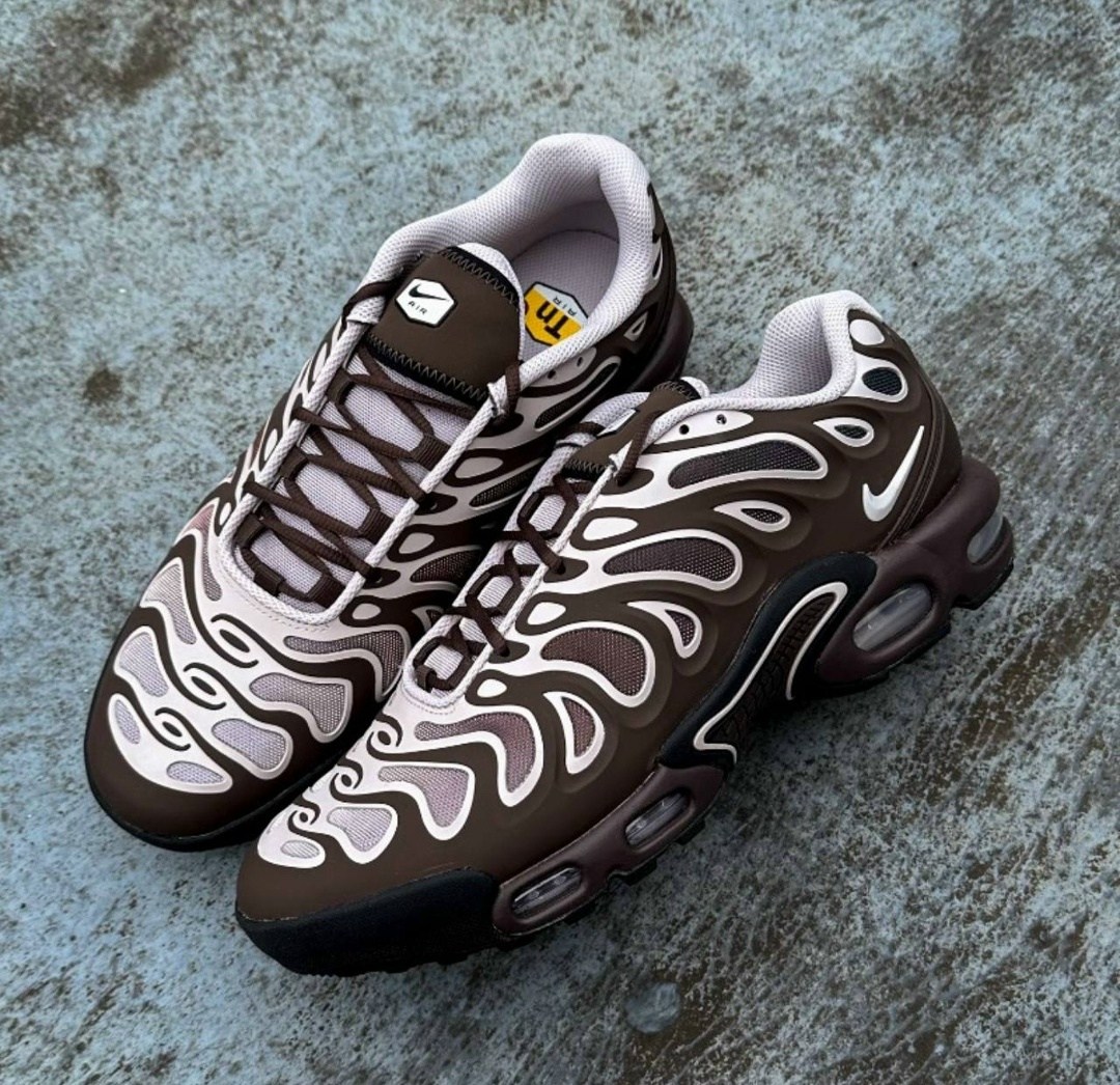 кроссовки nike air max plus,кроссовки nike air max tn plus,nike air max plus tn,nike air max plus drift,nike air max plus