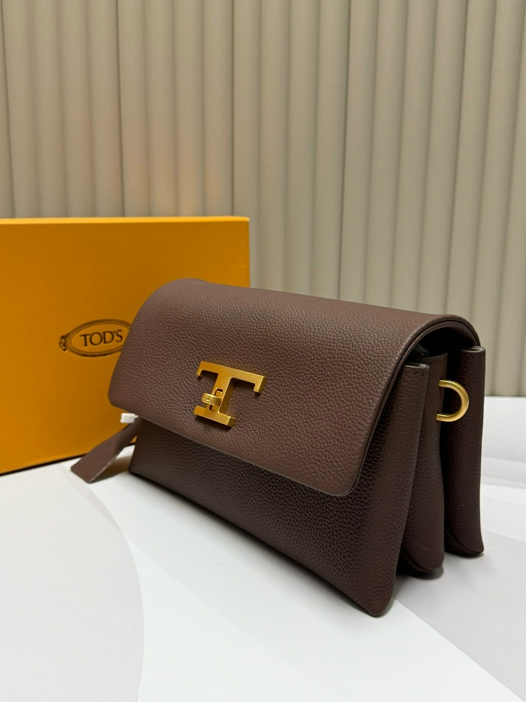 сумка,женская сумка,сумка женская брендовая,брендовые сумки через плечо,сумка tods