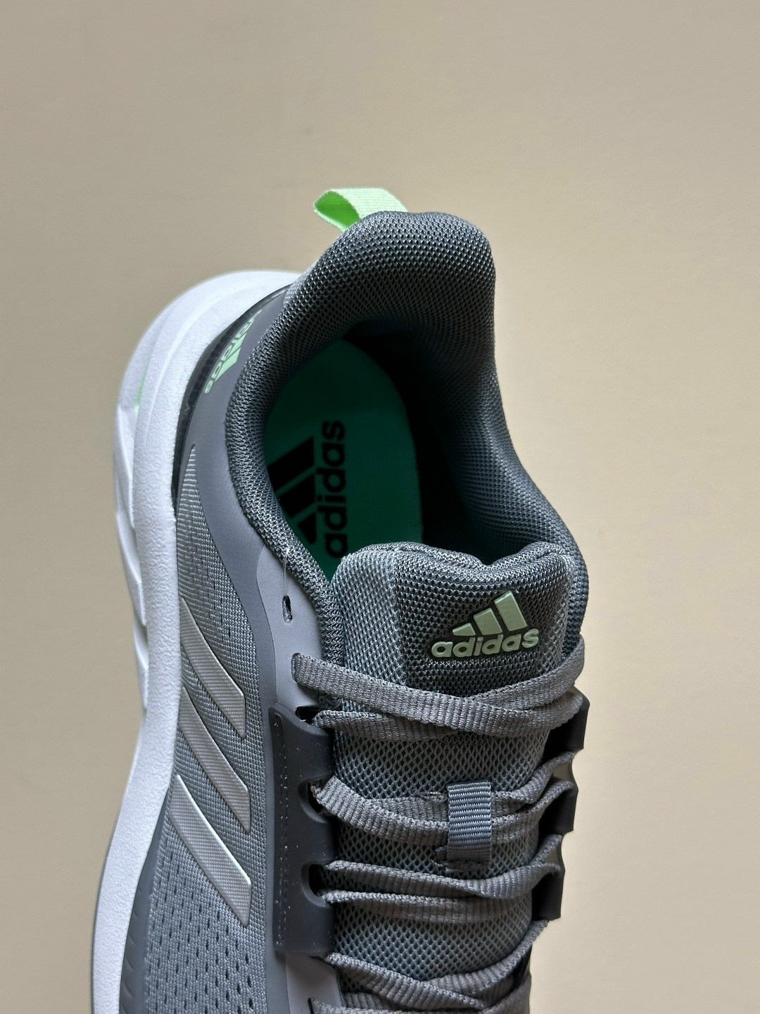 кроссовки adidas,кроссовки мужские adidas,кроссовки adidas adiwear 6,кроссовки,кроссовки мужские адидас