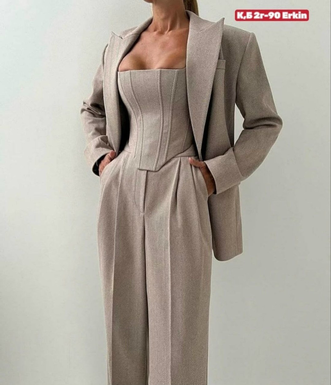 модные костюмы,женский брючный костюм,женский костюм,брючной костюм,деловой брючной костюм