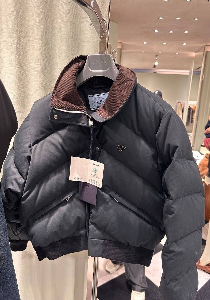пуховик prada,пуховик женский prada,куртка prada,куртка,куртка prada пуховик