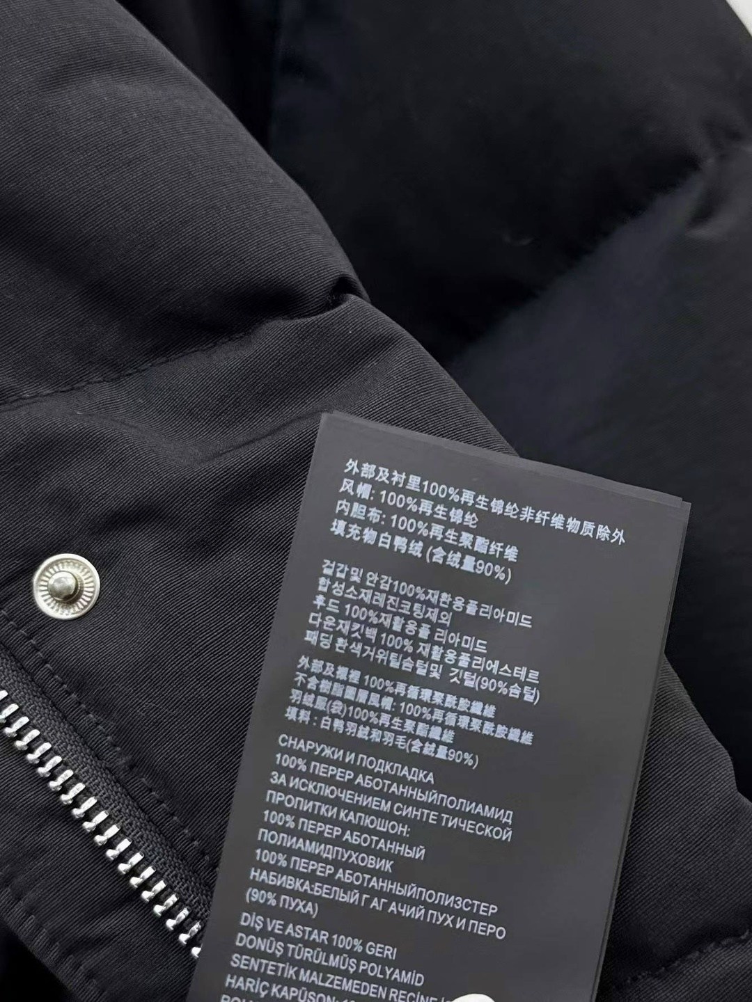 пуховик prada,пуховик женский prada,куртка prada,куртка,куртка prada пуховик