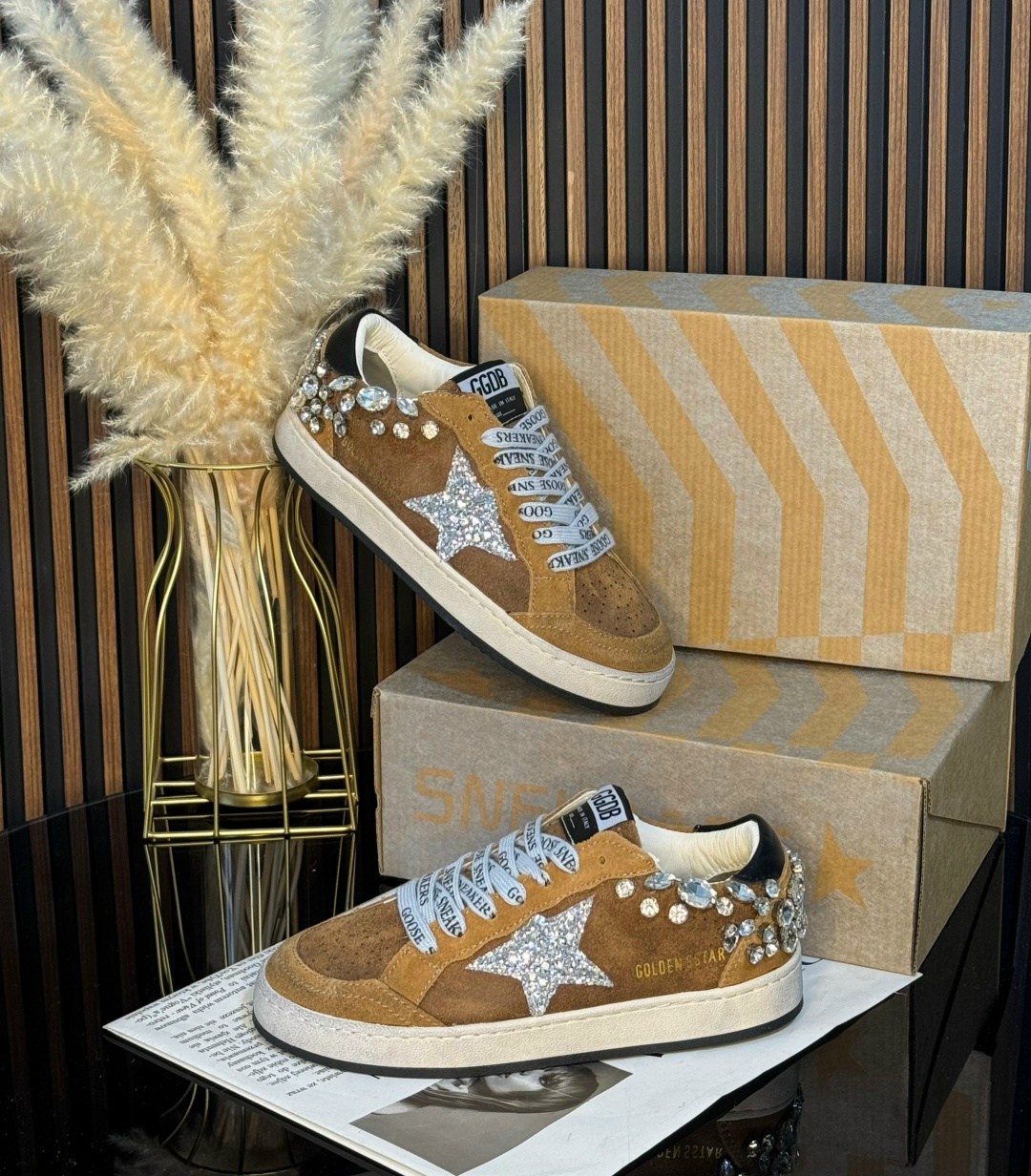 ,кеды golden goose женские с камнями,лаковые кроссовки golden goose,кеды на платформе golden goose aureli 337232987,кеды golden goose