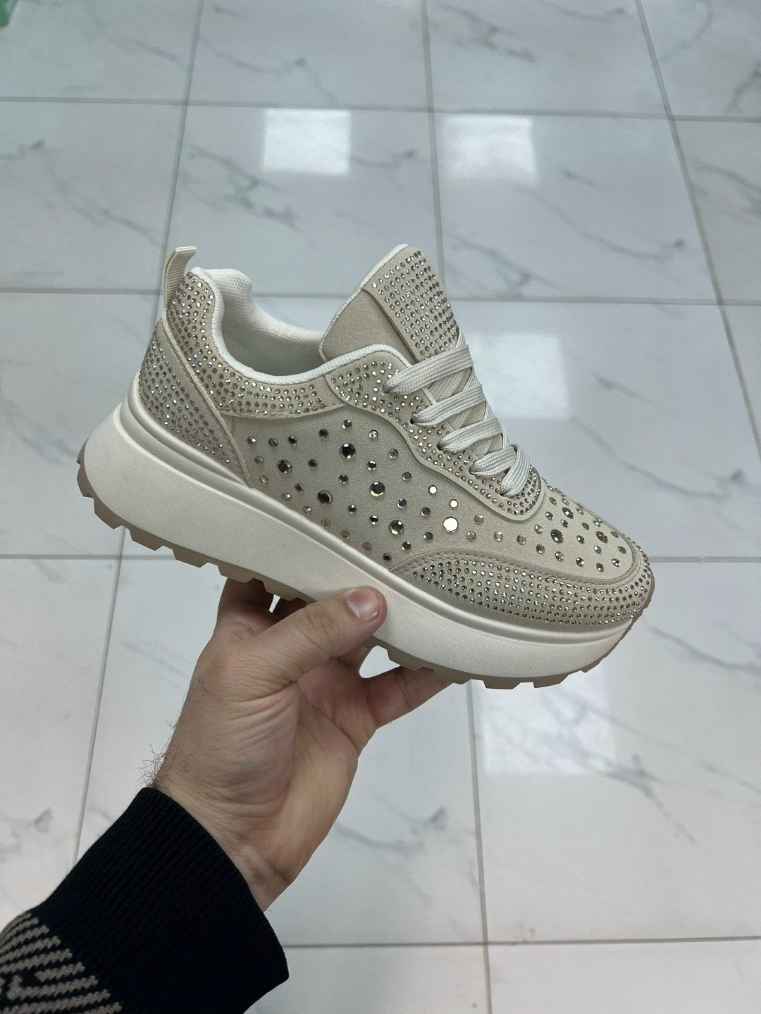 ,кроссовки женские,женские белые кроссовки,кроссовки летние кожаные,женские летние кроссовки