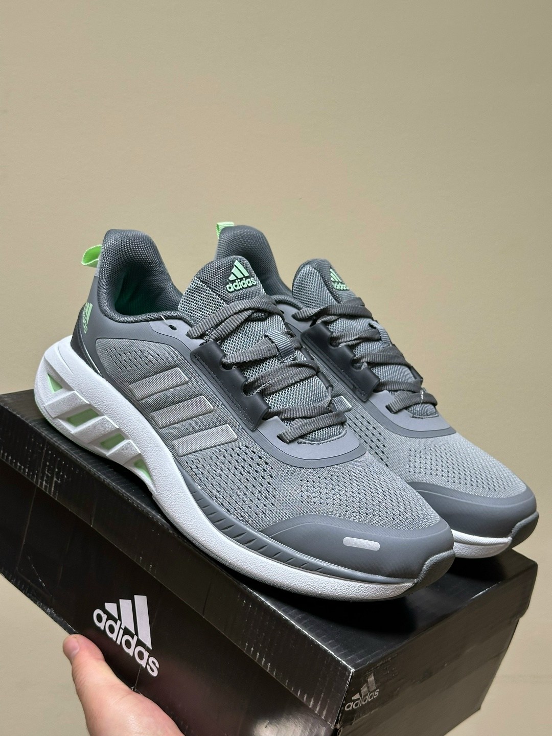 кроссовки adidas,кроссовки мужские adidas,кроссовки adidas adiwear 6,кроссовки,кроссовки мужские адидас