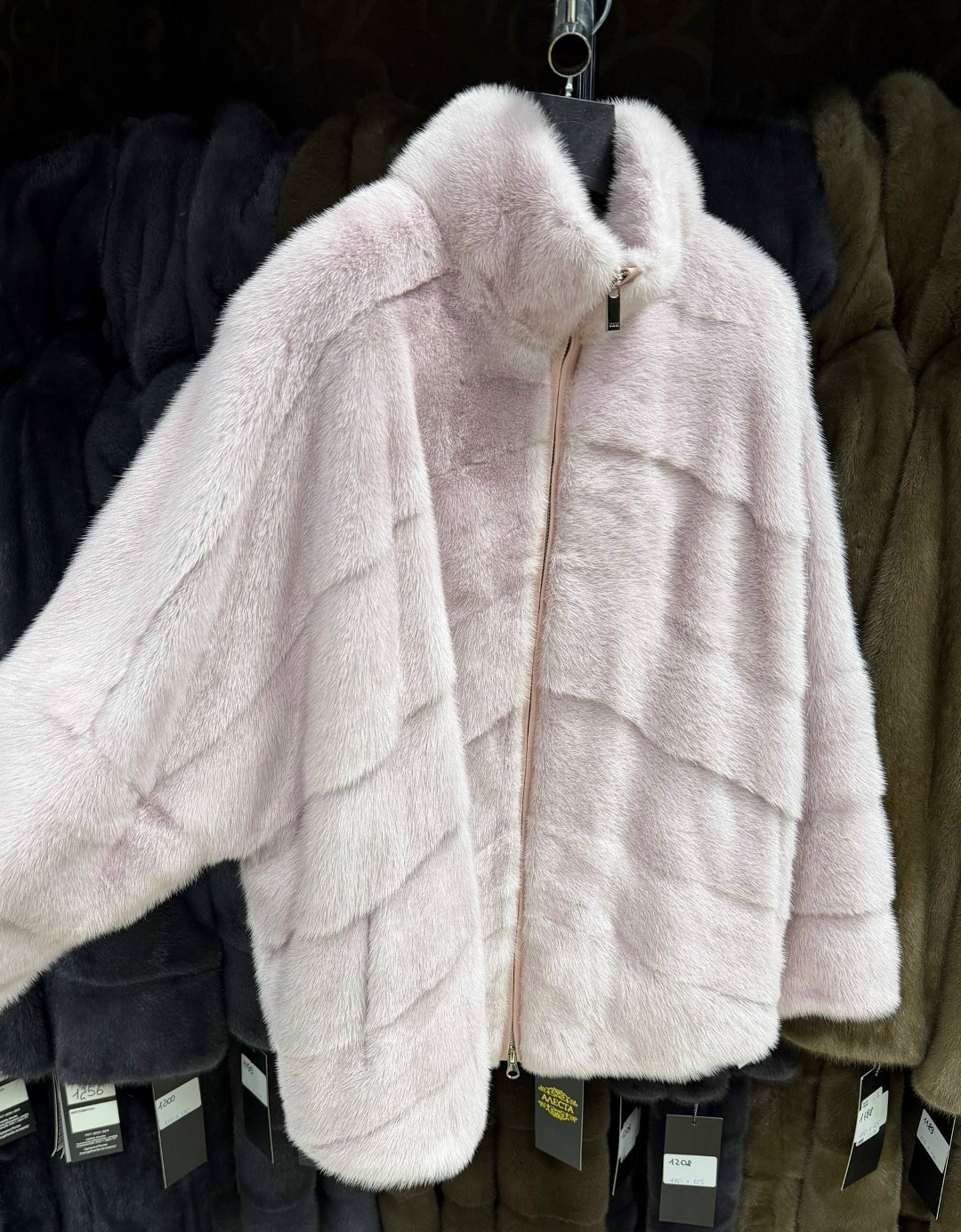 норковая шуба,короткая норковая шуба,женская норковая шуба,шуба,светлая норковая шуба