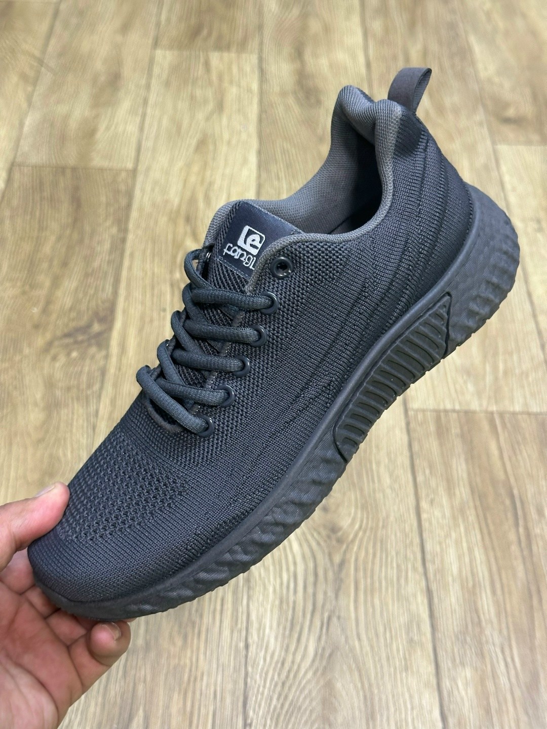 мужские кроссовки,кроссовка мужской,,мужская  кроссовки,кроссовка