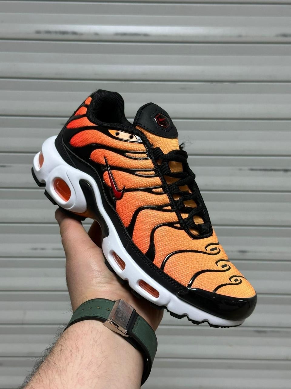 кроссовки nike air max tn plus,air max plus tn nike,найк тн плюс фиолетовые,мужские кроссовки nike air max tn plus,кроссовки