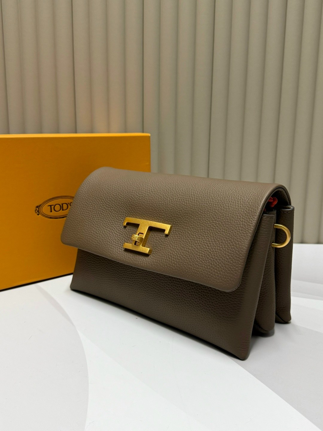 сумка,женская сумка,сумка женская брендовая,брендовые сумки через плечо,сумка tods