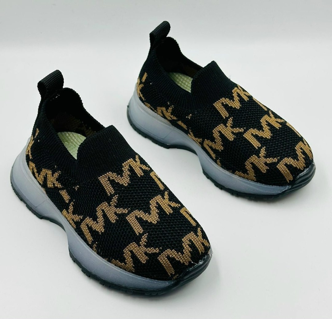 ,кроссовки fendi,слипоны meitesi,кроссовки фенди,кроссовки fendi женские