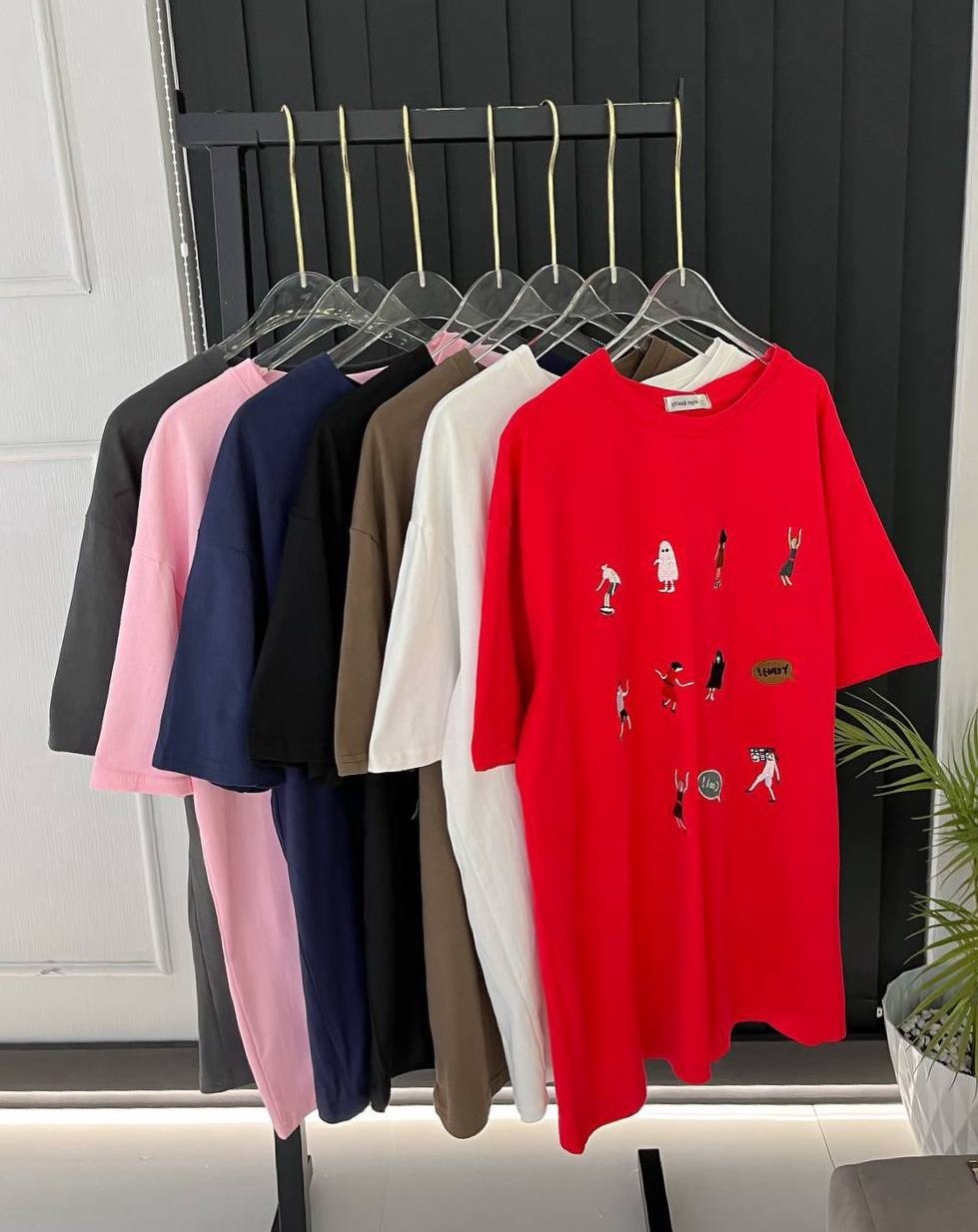 футболки женская оверсайз,женская футболка,футболка оверсайз,футболки модные,футболки оверсайз с принтами