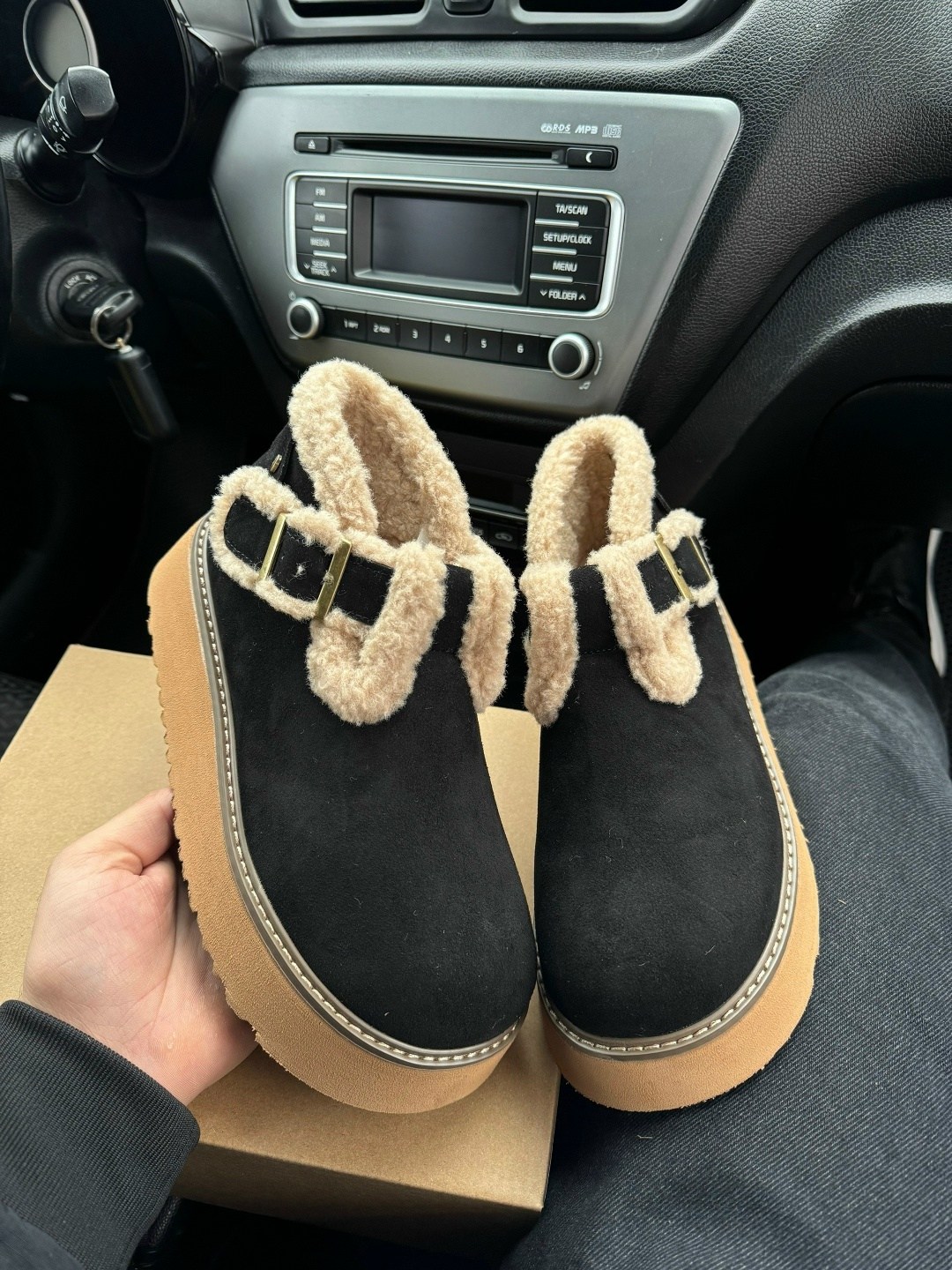 , женская,теплая ,ботинки модные,модная