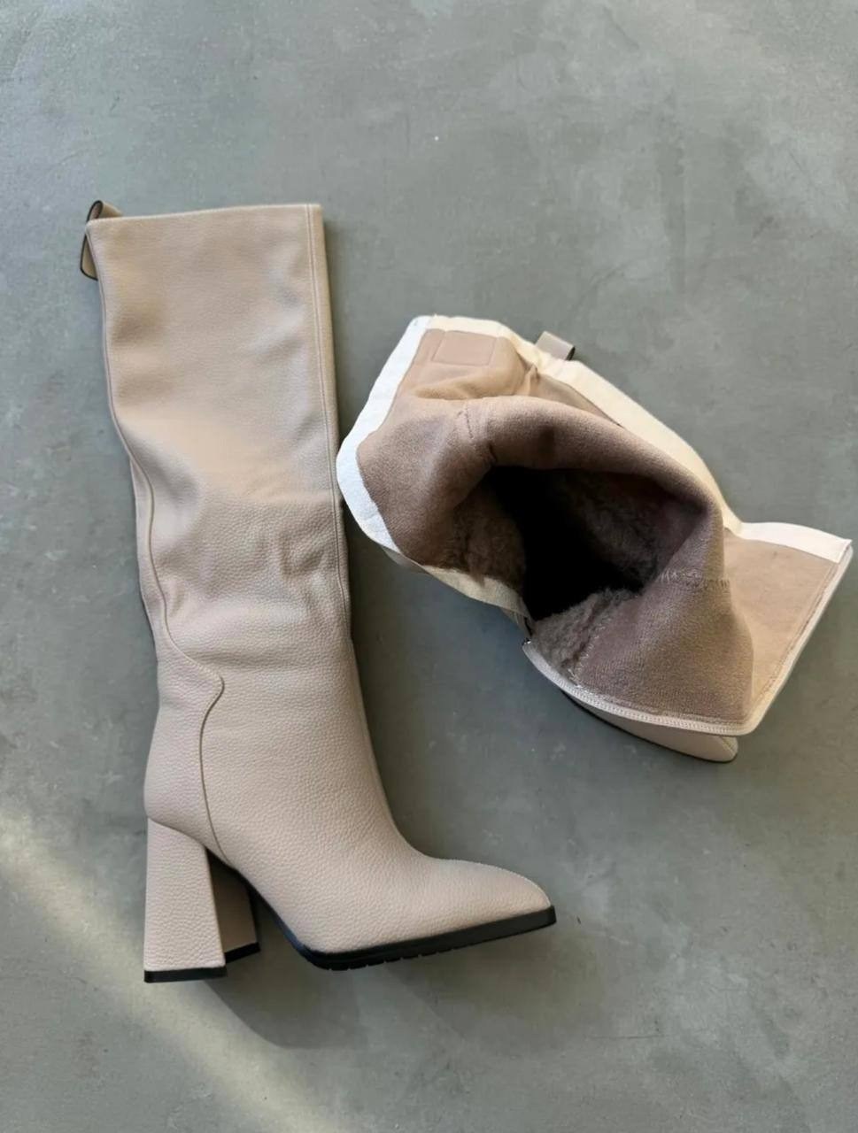 бежевые сапоги,сапоги,женские сапоги,сапоги высокие,белые сапоги