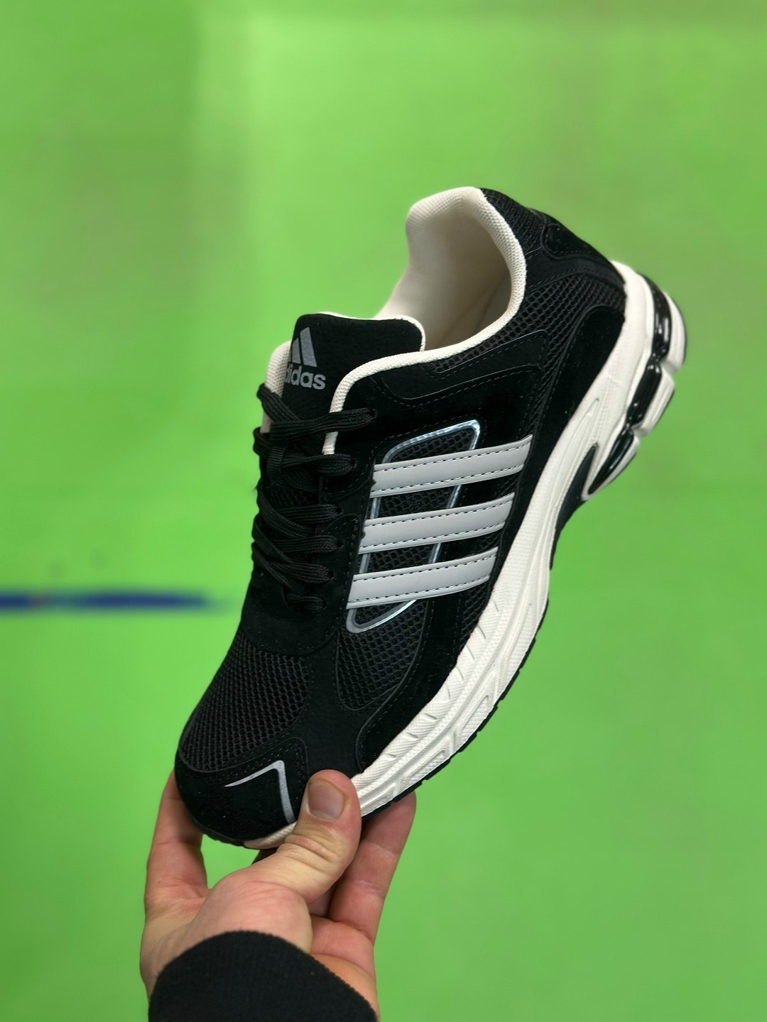 кроссовки adidas,кроссовки адидас зеленые мужские,мужские кроссовки adidas,адидас иники зеленые,кроссовки адидас зеленые