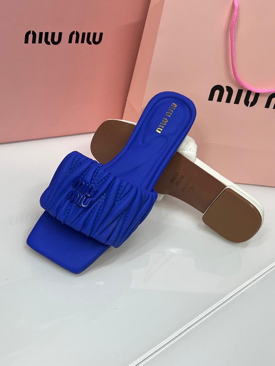 шлепки миу миу,шлепанцы miu miu,кожаные шлепанцы miu miu,,шлепанцы женские
