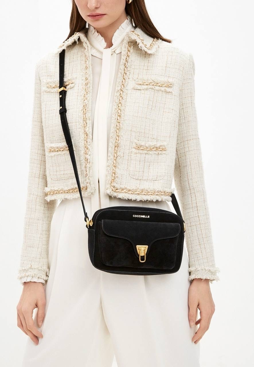 сумка coccinelle,сумка женская coccinelle,coccinelle сумка кросс-боди на плечо beat soft,сумка кросс-боди coccinelle beat soft small,coccinelle сумка через плечо beat коричневый