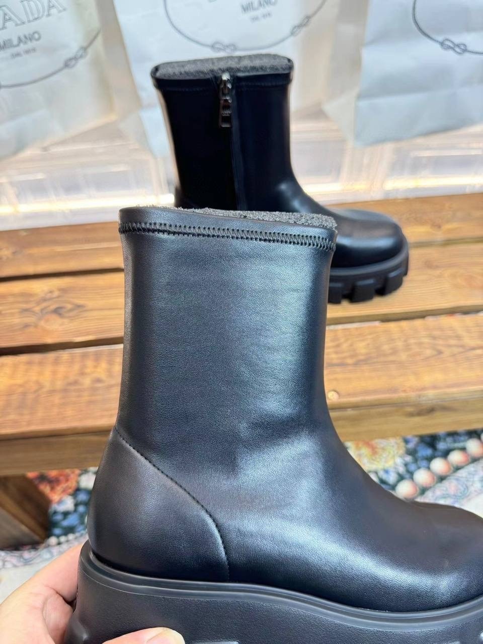 ,ботинки prada,ботинки женские,прада ботинки,кожаные ботинки prada