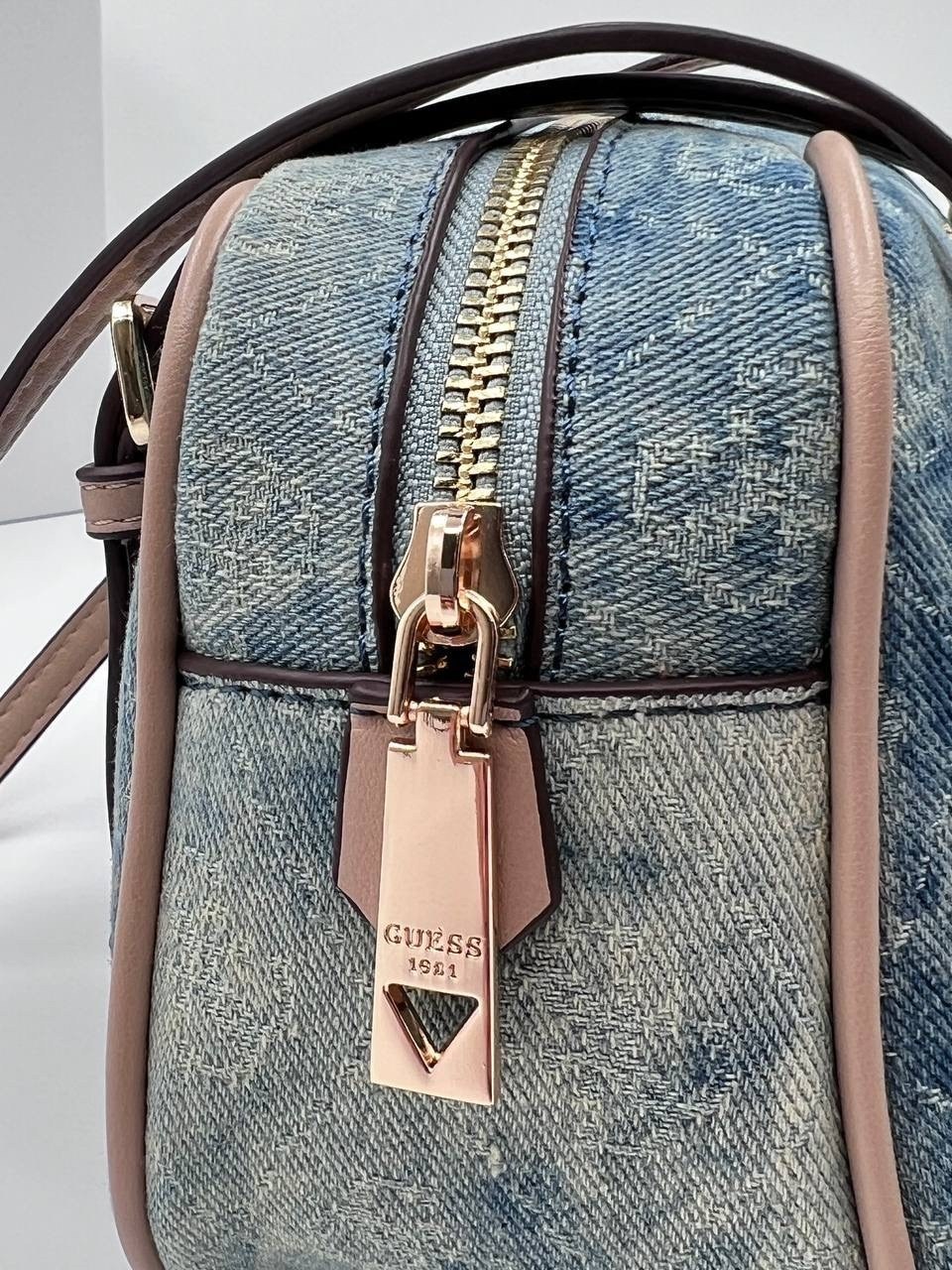 сумка женская guess,сумка guess,guess сумка на плечо,сумка guess кросс-боди,сумка guess седло