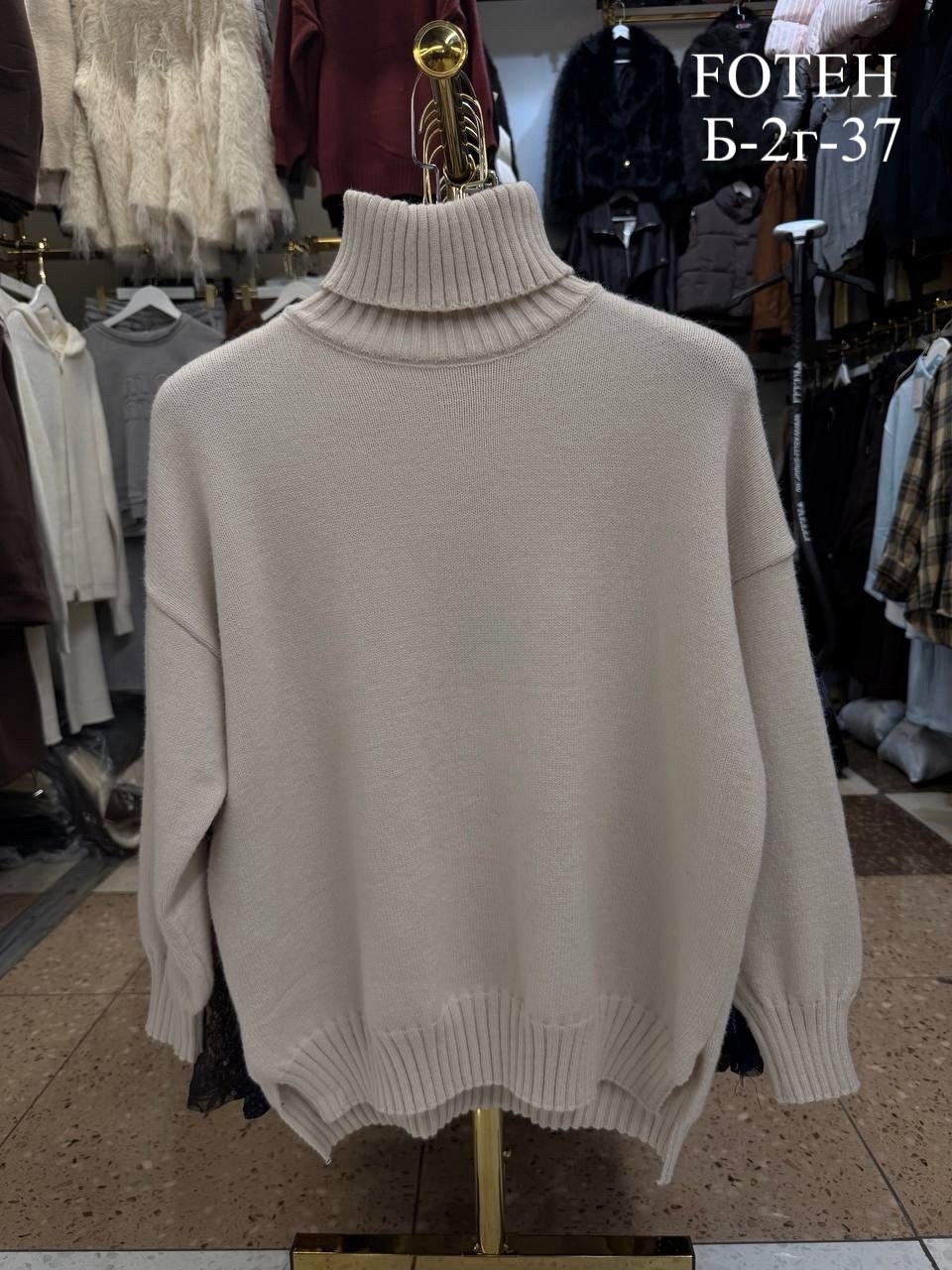 кашемировый свитер loro piana бордовый винный,кашемировый бордовый свитер,кашемировый бордовый свитер бургундия,кашемировый свитер,свитер