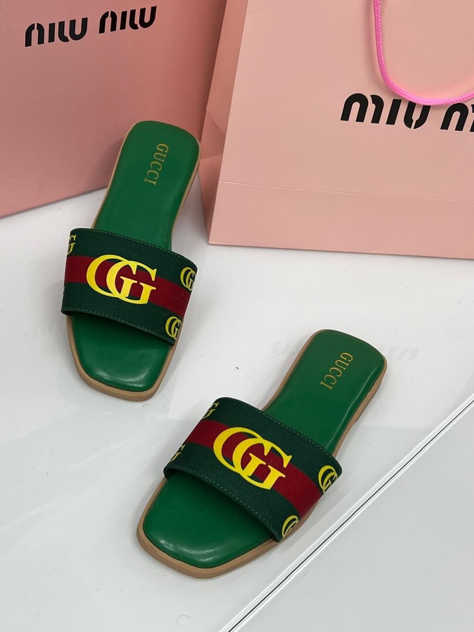 ,шлепки гуччи мужские,шлепанцы gucci,сандалии гуччи,сандалии gucci