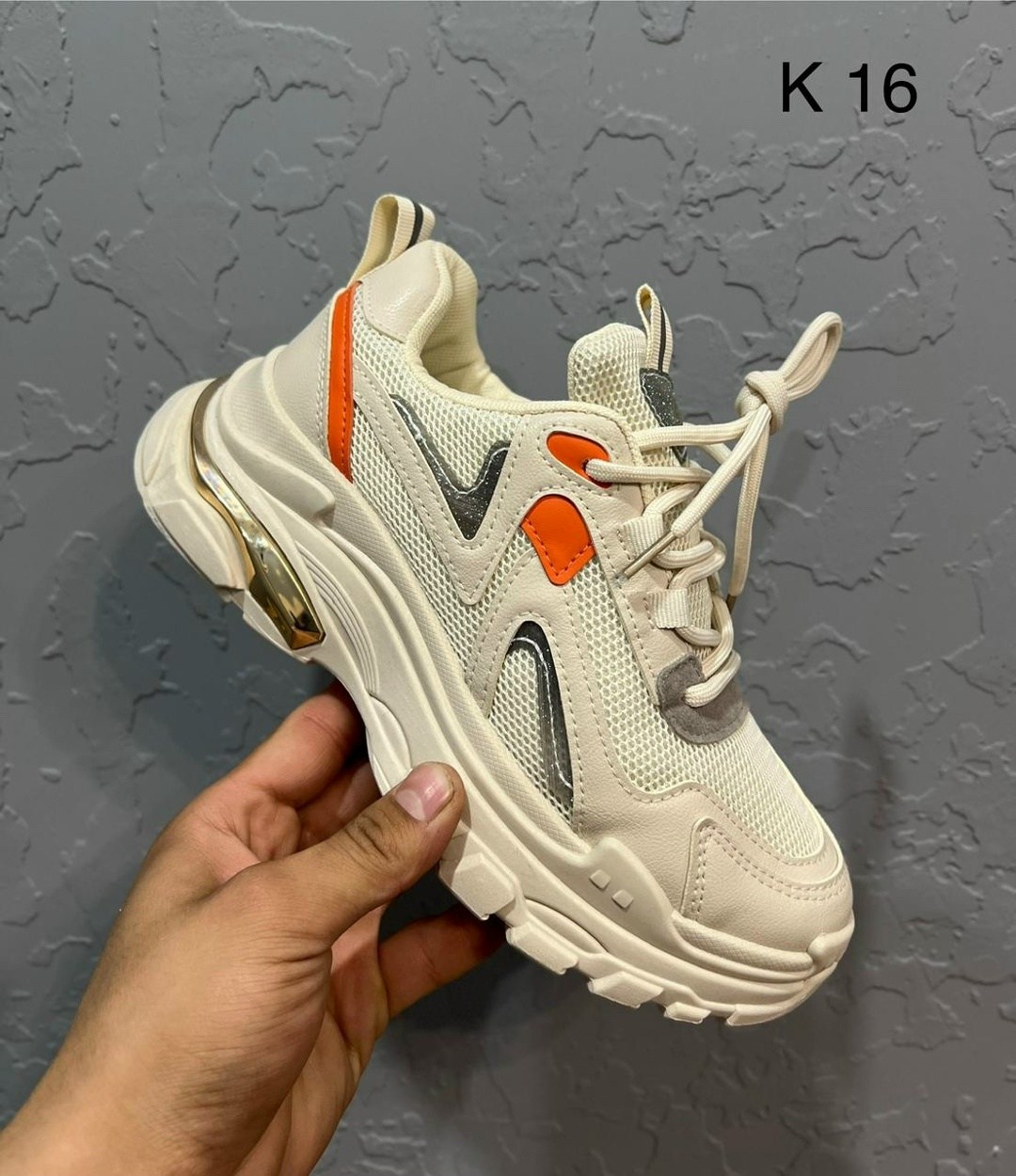 кроссовки женские,модные кроссовки,кроссовки для женщин, кроссовки,кроссовка