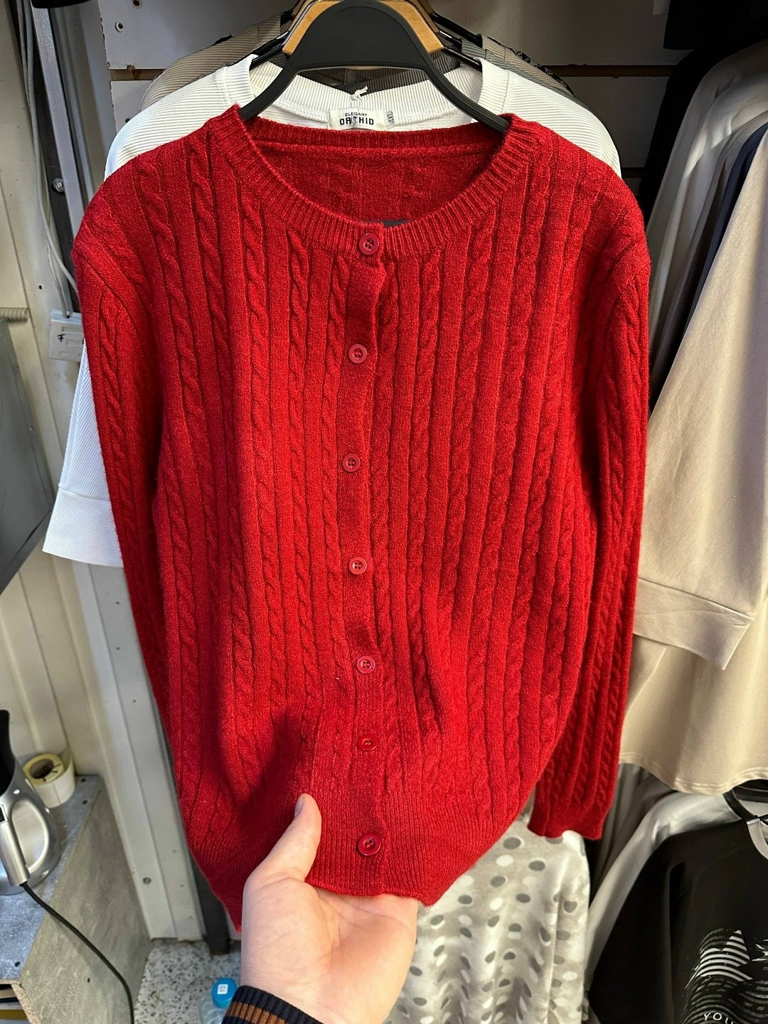 женский вязаный кардиган,вязаные кардиганы,кардиган,кардиган с круглым вырезом,кашемировый кардиган с круглым вырезом