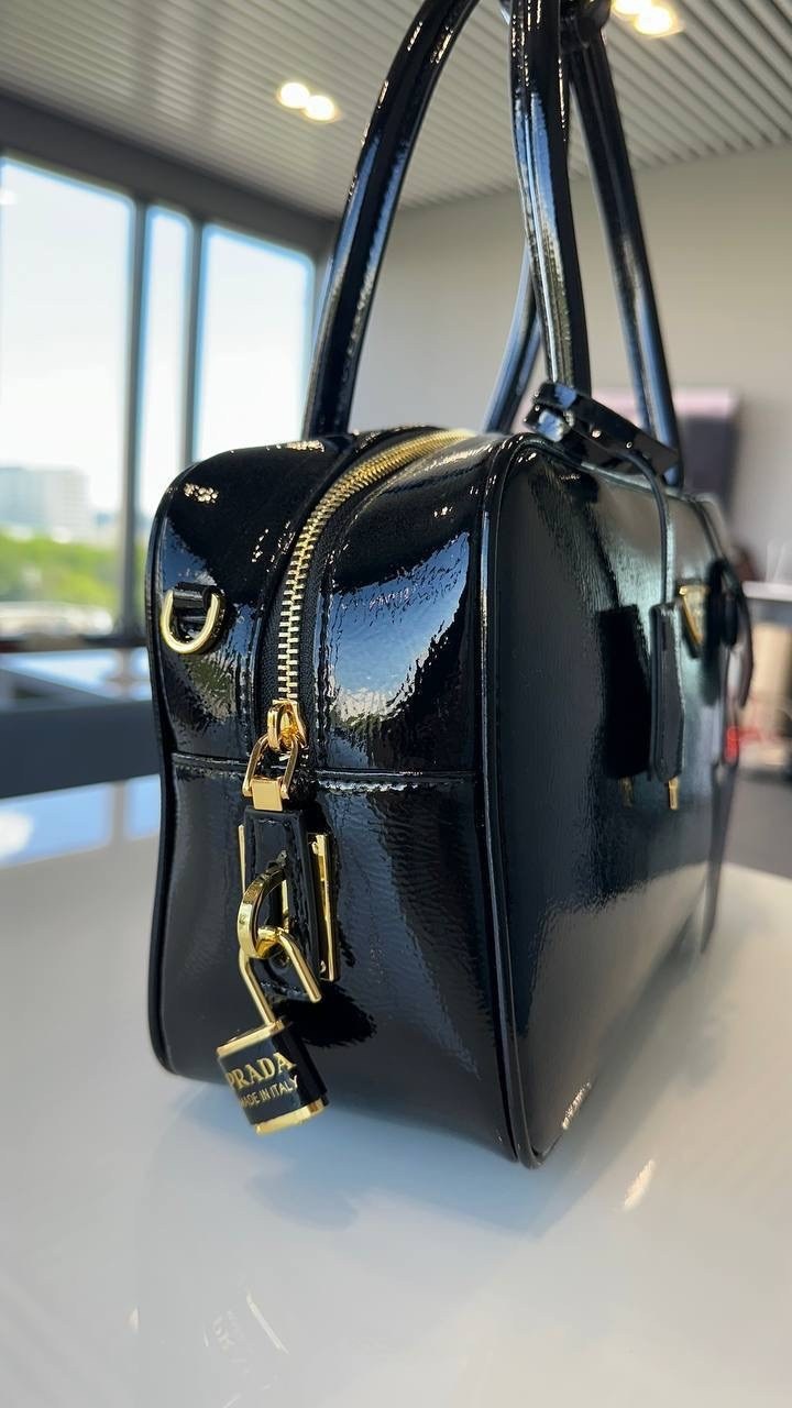 сумка женская prada,сумка прада,сумка prada,модная сумка,сумка женская лаковая