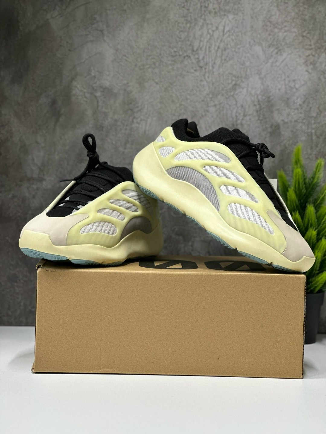 adidas yeezy boost 700 v 3,кроссовки adidas yeezy boost 700,adidas yeezy boost 700,кроссовки adidas yeezy boost 700 v3,adidas yeezy boost 700 v3