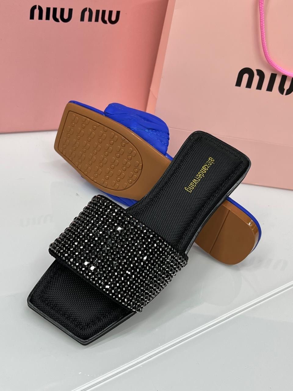 ,сандалии модные,шлепанцы gucci,мужские шлепанцы,новые шлепки