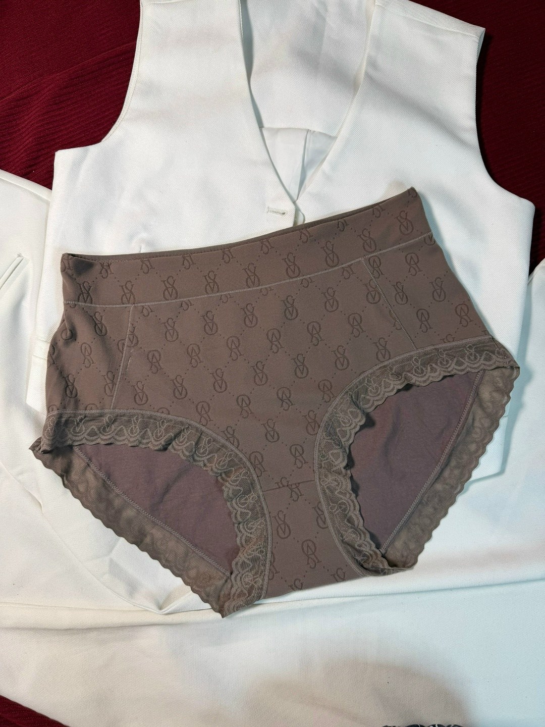 комплект женских трусов,трусы женские,трусы для женщин,трусы женски,женские белье