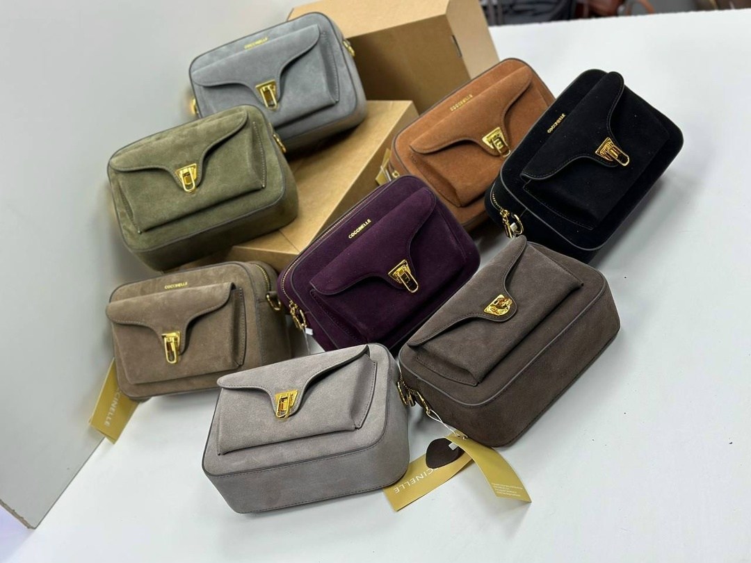 сумка coccinelle,женская сумка coccinelle,сумка coccinelle magie mini из натуральной замши,сумка coccinelle magie mini натуральная замша,сумка через плечо coccinelle