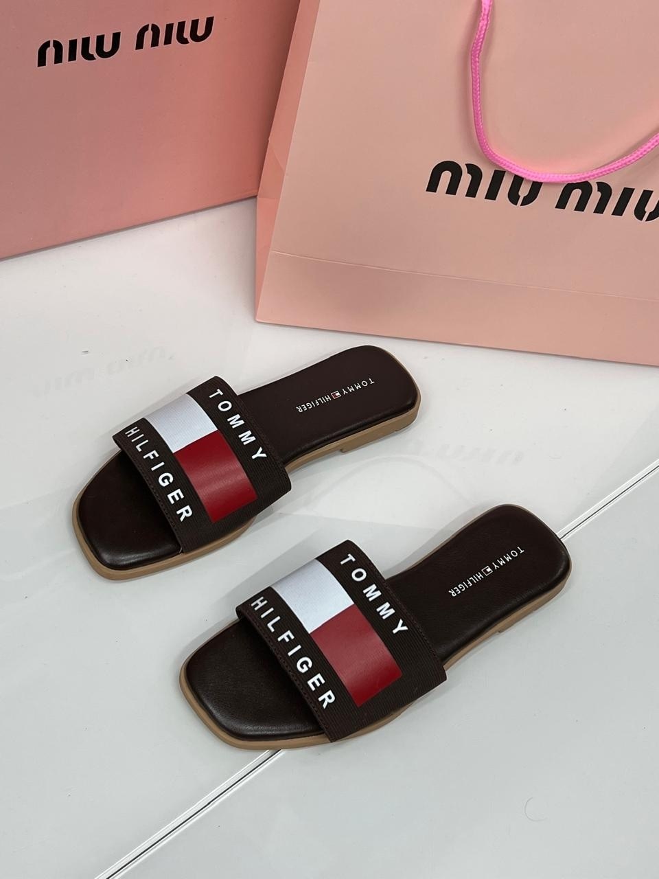шлепанцы томми хилфигер,шлепанцы tommy hilfiger,шлепанцы томми хилфигер мужские,тапочки томми хилфигер,сланцы томми хилфигер мужские
