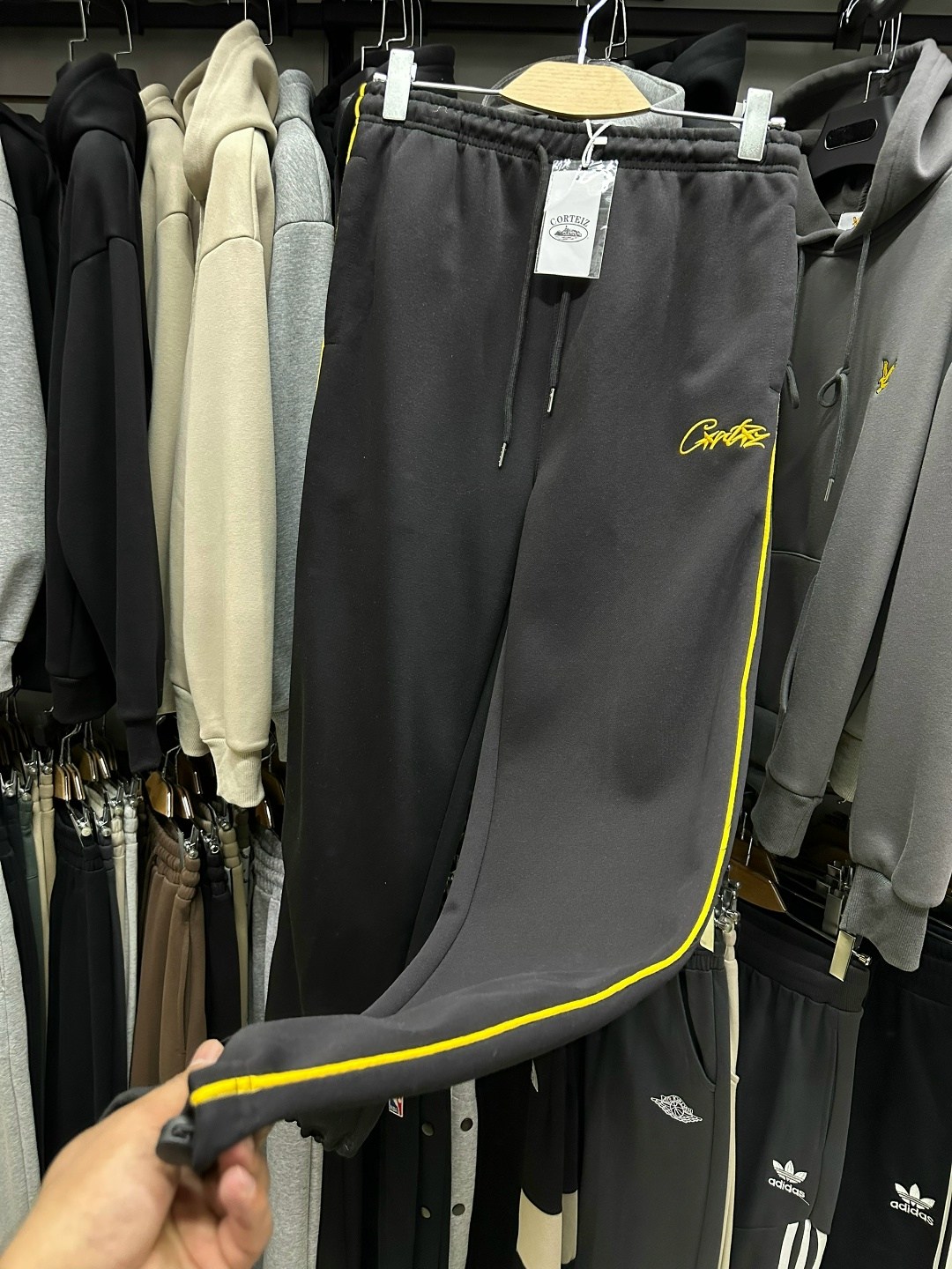 брюки спортивные,штаны спортивные,брюки спортивные мужские,широкие штаны balenciaga,брюки спортивные женский