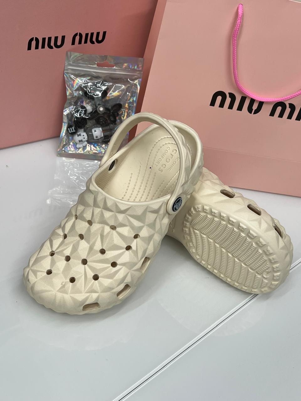 сабо classic geometric clog crocs,сабо crocs,,crocs classic,женские кроксы