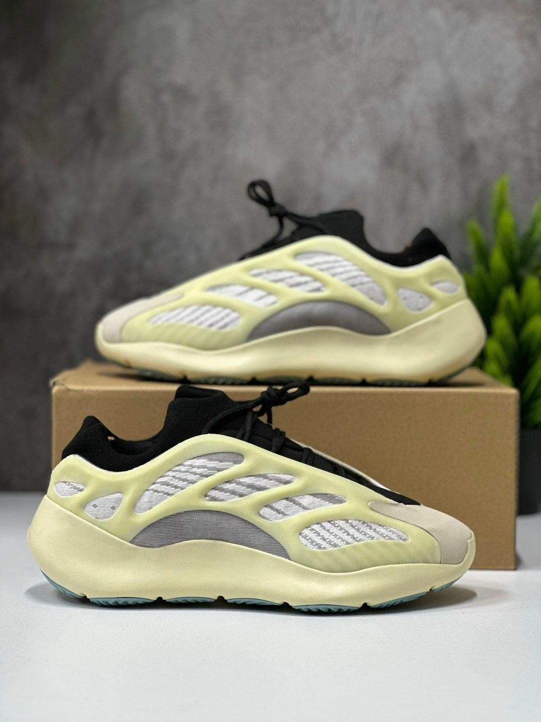 adidas yeezy boost 700 v 3,кроссовки adidas yeezy boost 700,adidas yeezy boost 700,кроссовки adidas yeezy boost 700 v3,adidas yeezy boost 700 v3