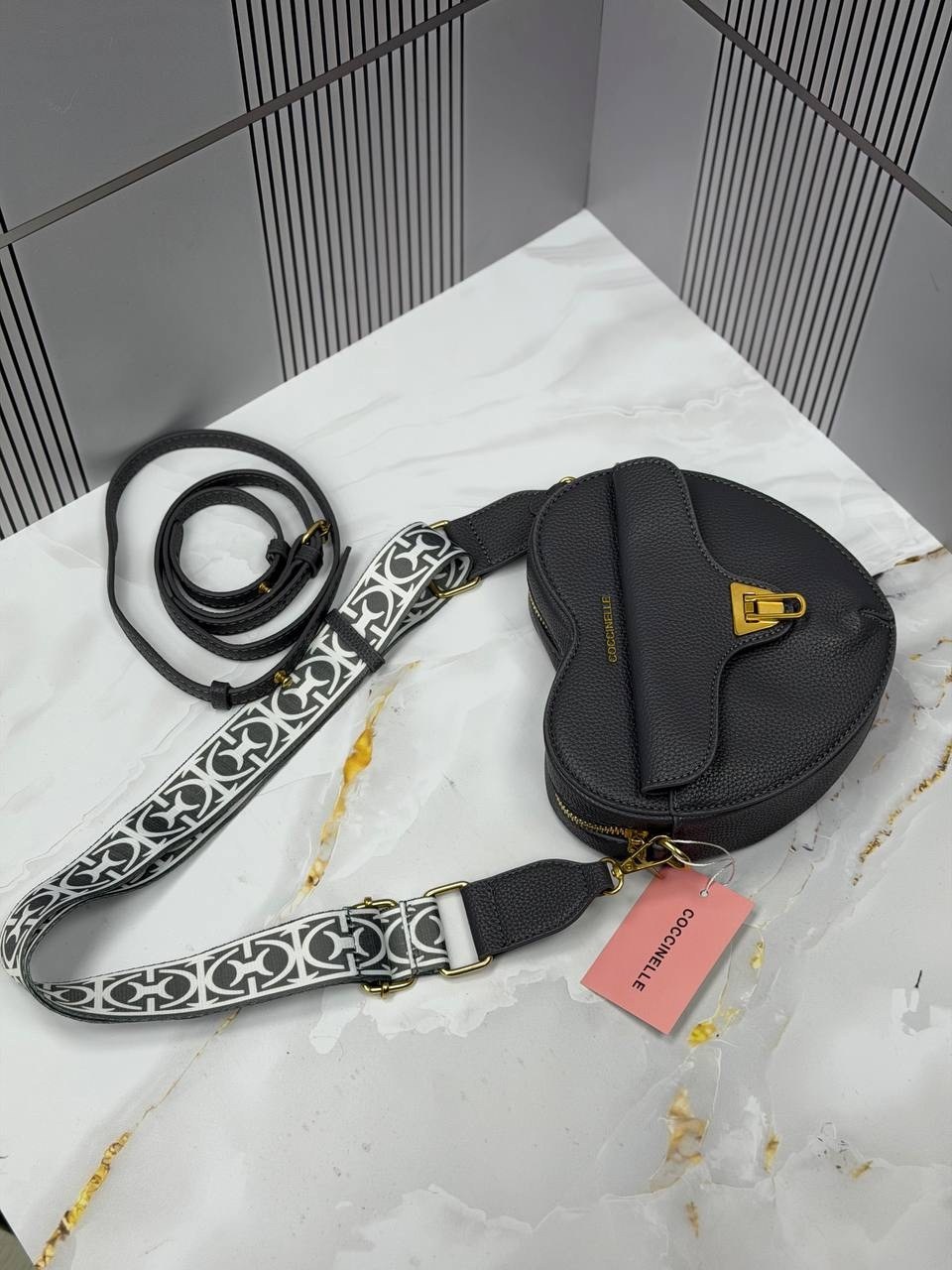 сумка coccinelle,coccinelle сумка на плечо,coccinelle сумка кросс-боди на плечо beat soft,сумка женские,сумка