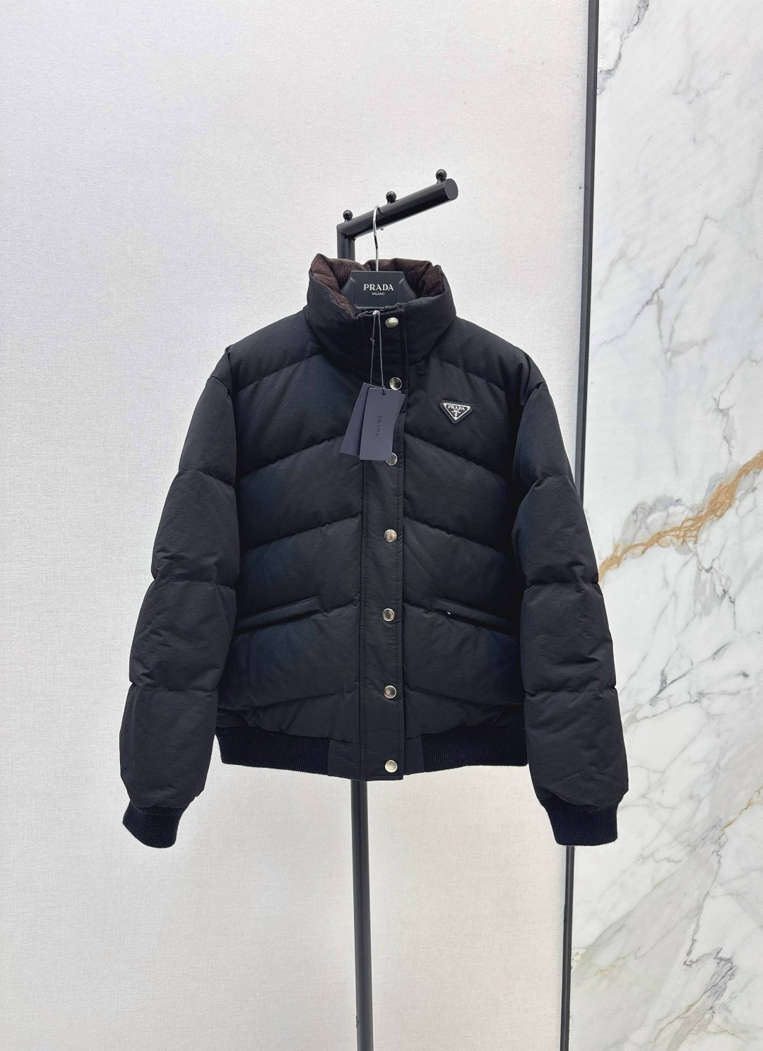 пуховик prada,пуховик женский prada,куртка prada,куртка,куртка prada пуховик