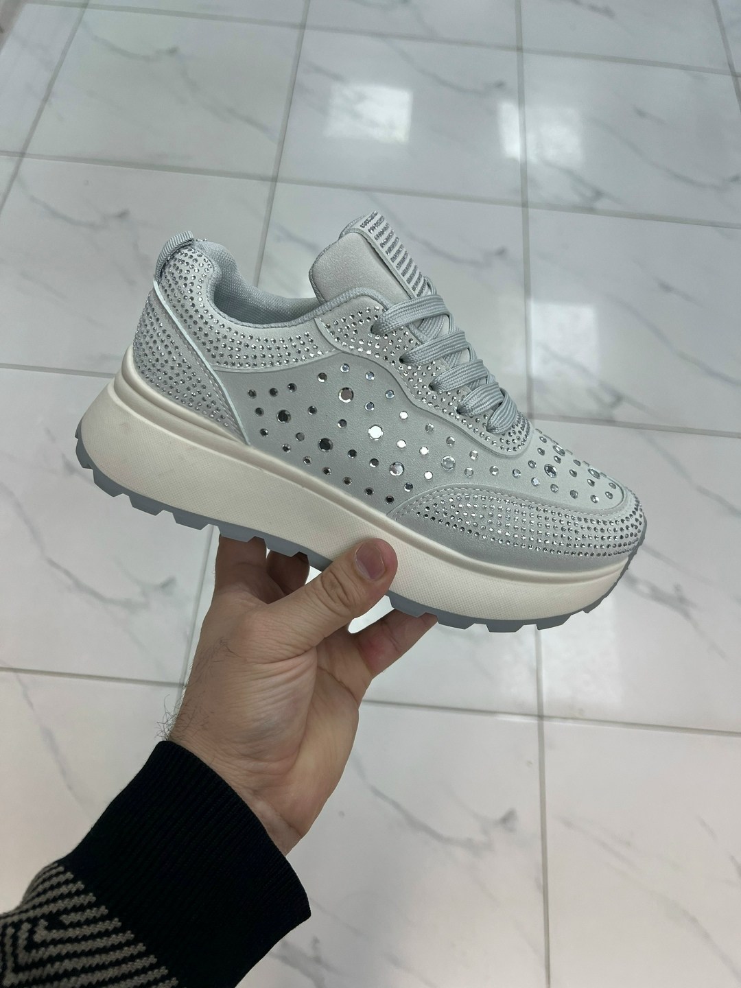 ,кроссовки женские,женские белые кроссовки,кроссовки летние кожаные,женские летние кроссовки