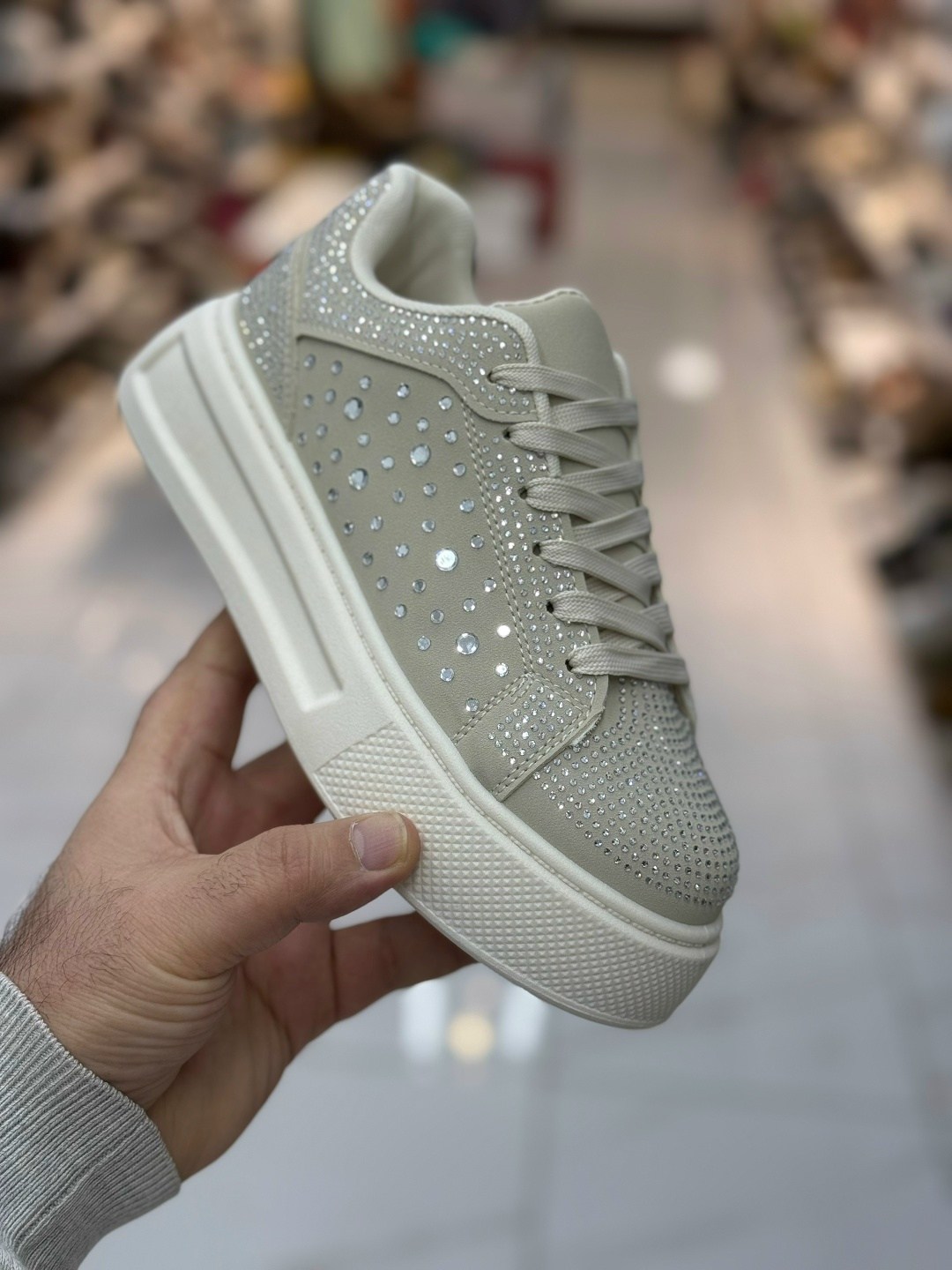 ,кроссовки женскиe,кроссовки со стразами,кроссовки со стразами женские, женская