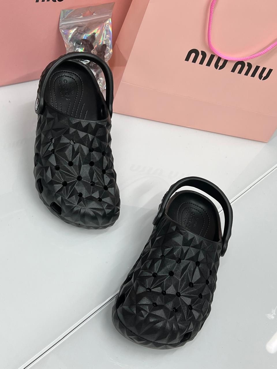 женские кроксы,кроксы модные,,crocs женские,шлепанцы женские